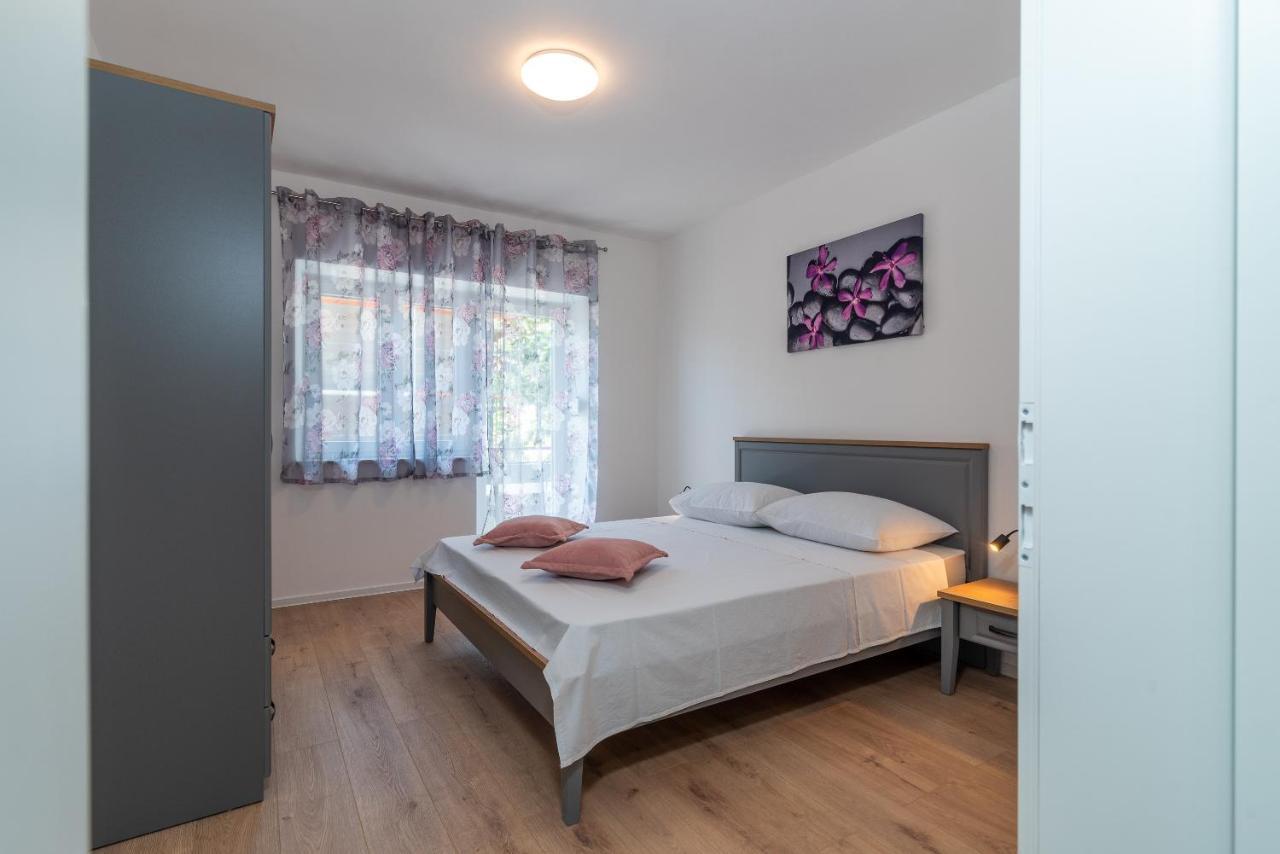 Apartman Galeb Trogir Extérieur photo